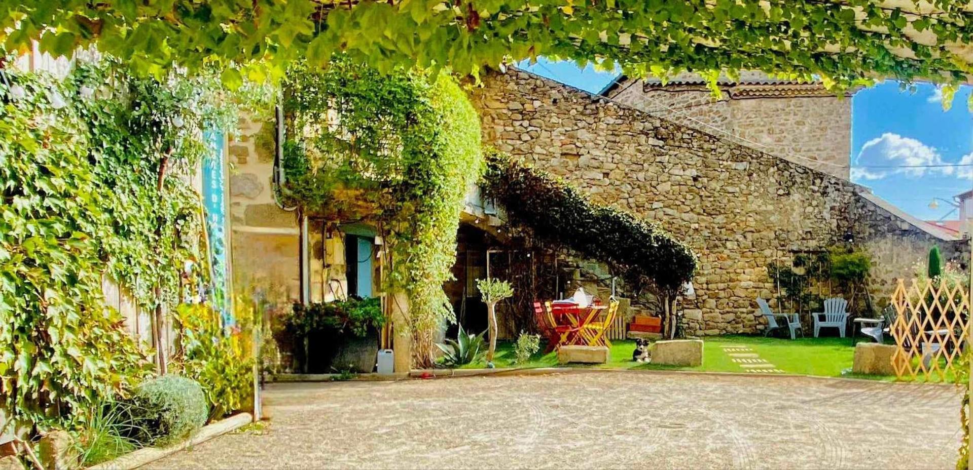 Les Reves D'Eglantine Et D'Augusta Chambres Et Gites Saint-Cyr  Exteriör bild